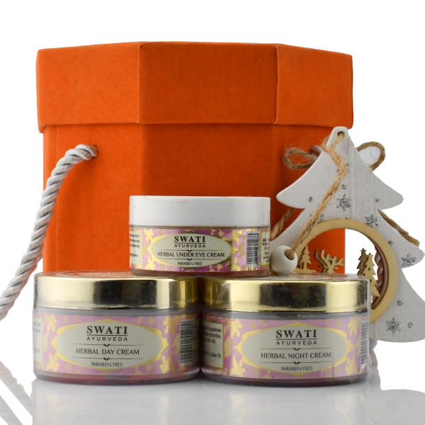 Подарунковий набір Swati Ayurveda в оксамитовій новорічній коробочці - 3 кремчики в наборі