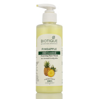 Гель-пінка для вмивання для жирної та нормальної шкіри, Biotique Bio Pineapple Face Wash 200 мл