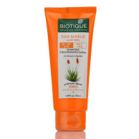 Натуральный солнцезащитный лосьон Biotique Sun Shield Aloe Vera SPF 30+ (50 мл) для нормальной и жирной кожи
