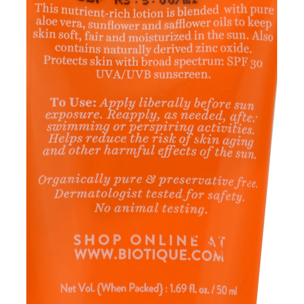 Натуральний сонцезахисний лосьйон Biotique Sun Shield Aloe Vera SPF 30+ (50 мл) для нормальної та жирної шкіри
