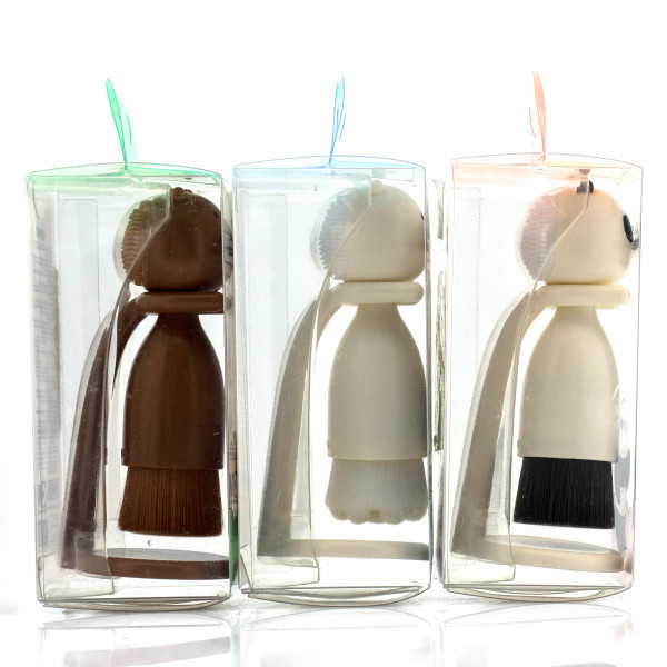 Кисточка для макияжа (для контуринга) MINISO We Bare Bears Makeup Brush