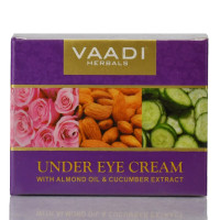 Крем для шкіри навколо очей з мигдалем та огірком, Vaadi Herbals, Індія, 30 г