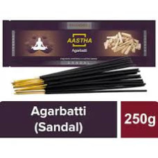 Аромапалочки Благовония Сандал Sandal AAstha Agarbatti Patanjali 125 г